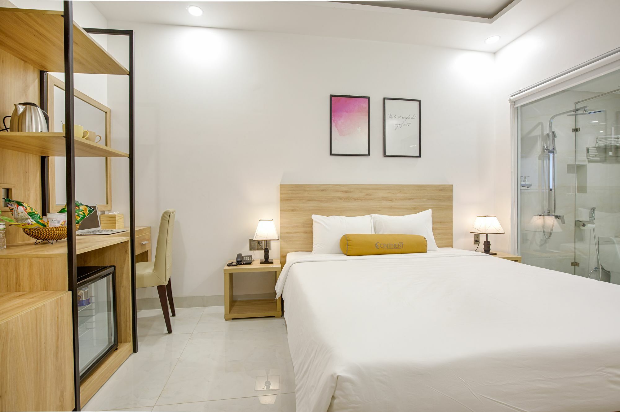 Continent Hotel Da Nang Bagian luar foto
