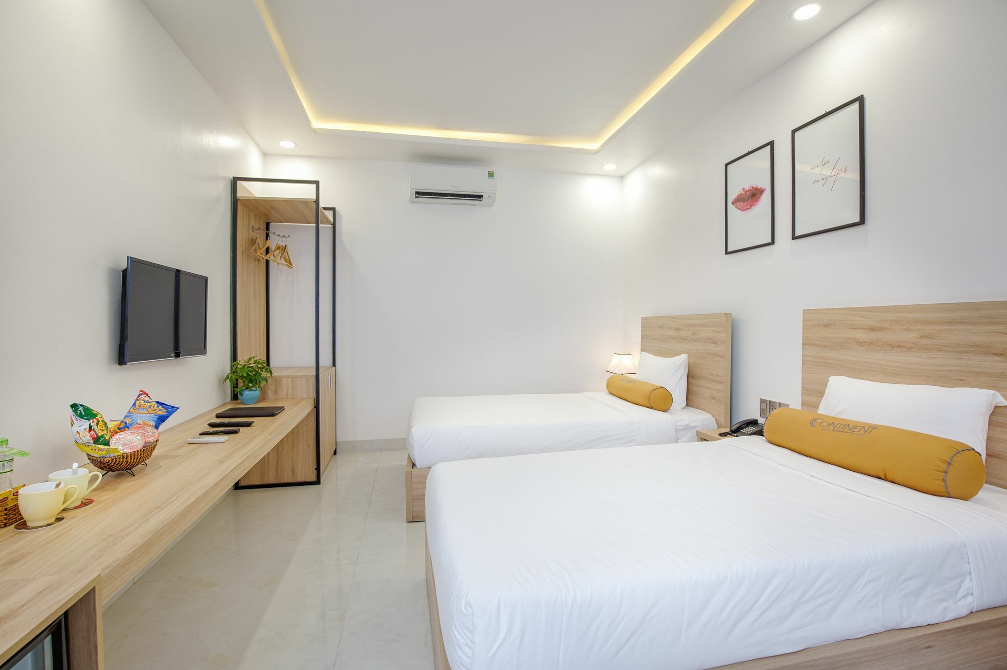 Continent Hotel Da Nang Bagian luar foto